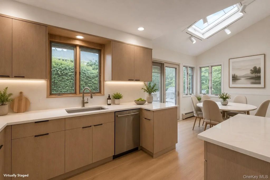 189 Regent Drive, Lido Beach