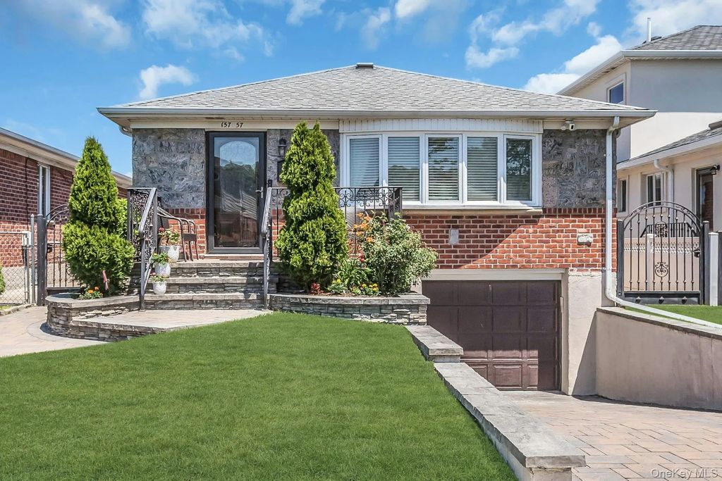 157-57 25th Avenue, Whitestone