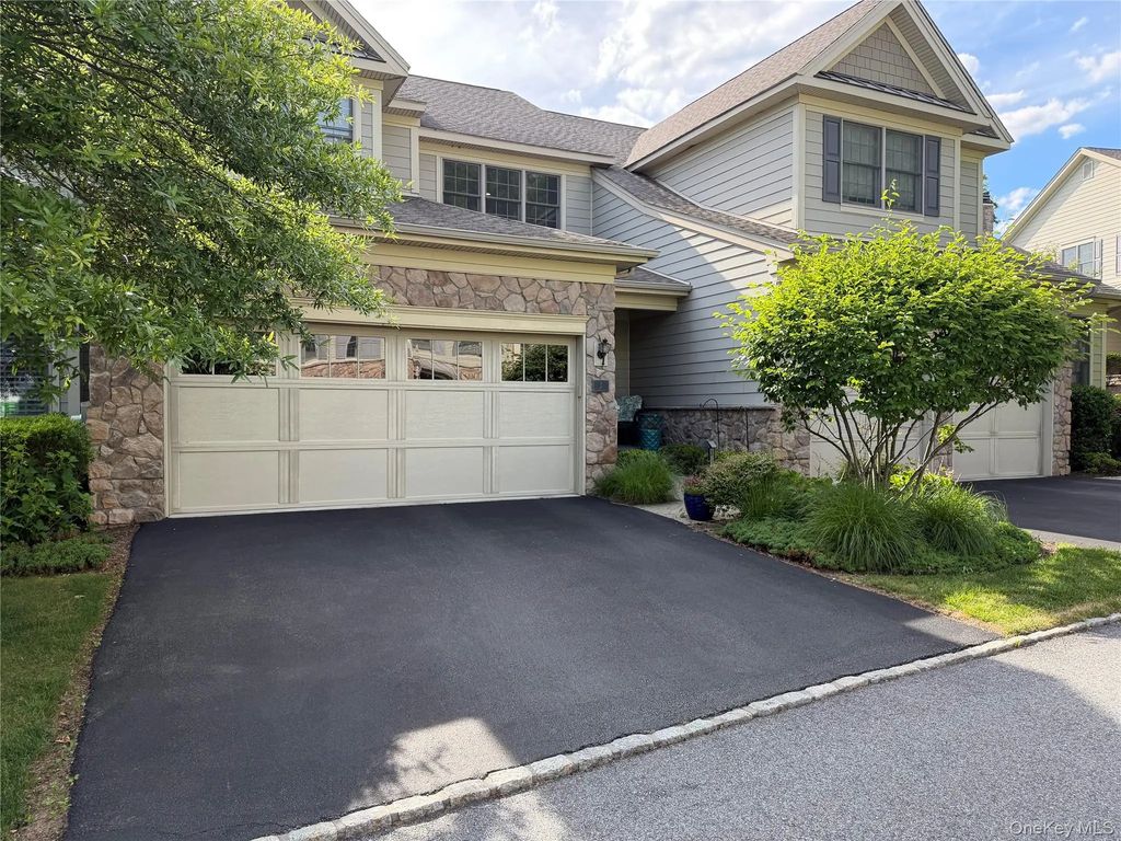 3 Langeloth Drive, Cortlandt Manor