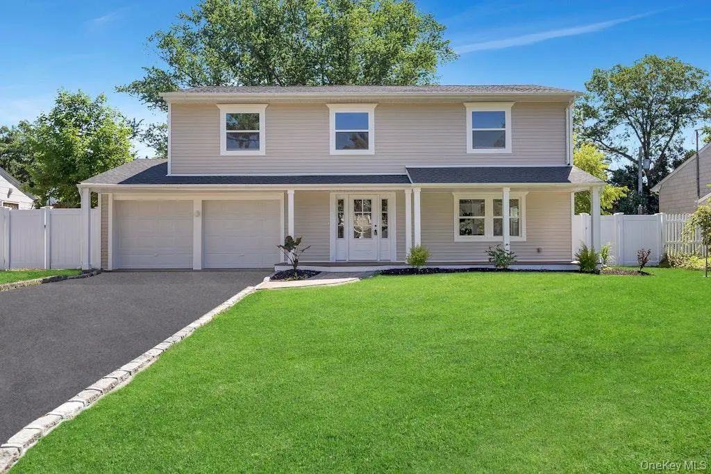 3 Barkley Lane, Nesconset