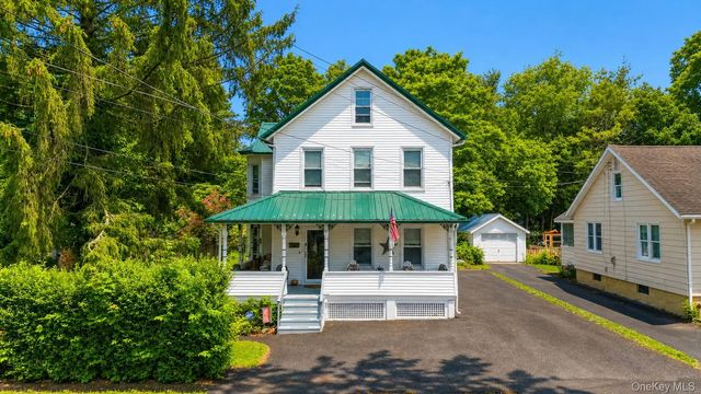 8 Bartlett Street, Ellenville