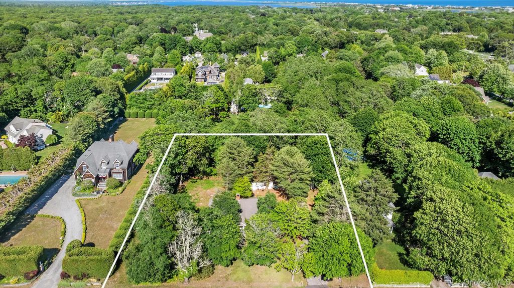 108 Jessup Avenue, Quogue