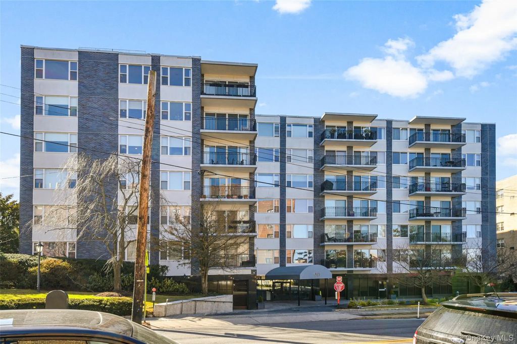 20 Old Mamaroneck Road # 7g, White Plains