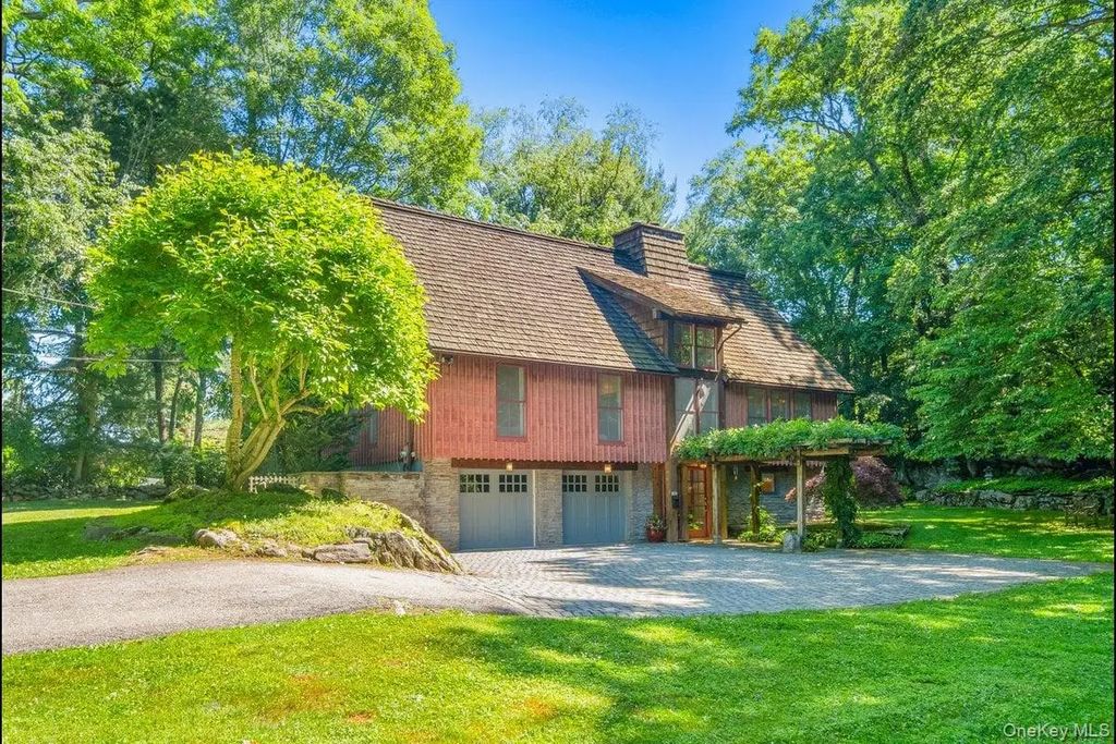 1821 Spring Valley Road, Ossining