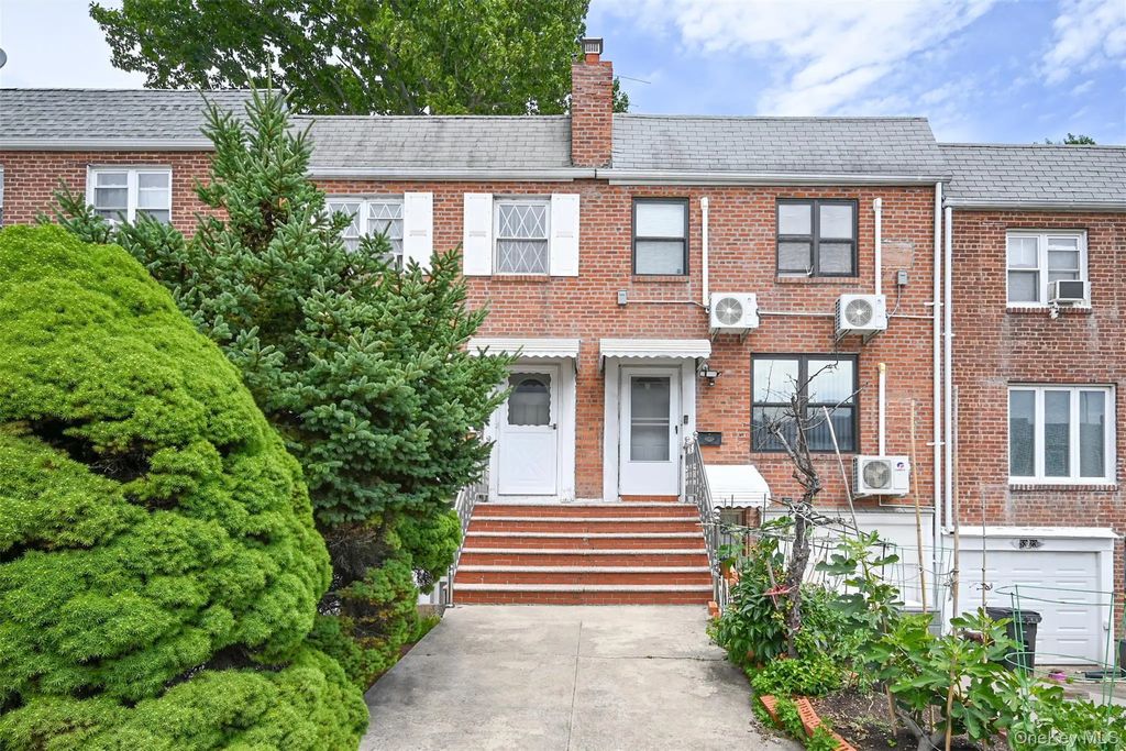 53-19 195th Street, Fresh Meadows