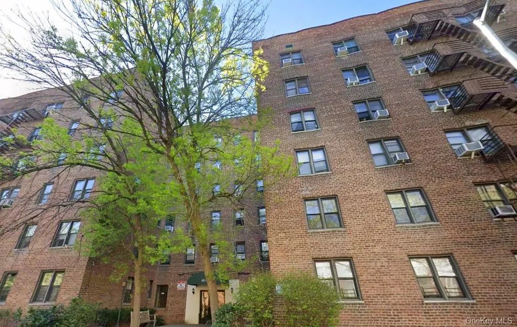 102-18 64th Avenue # 6w, Forest Hills