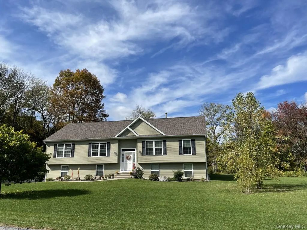 34 Palmer Circle, Poughquag