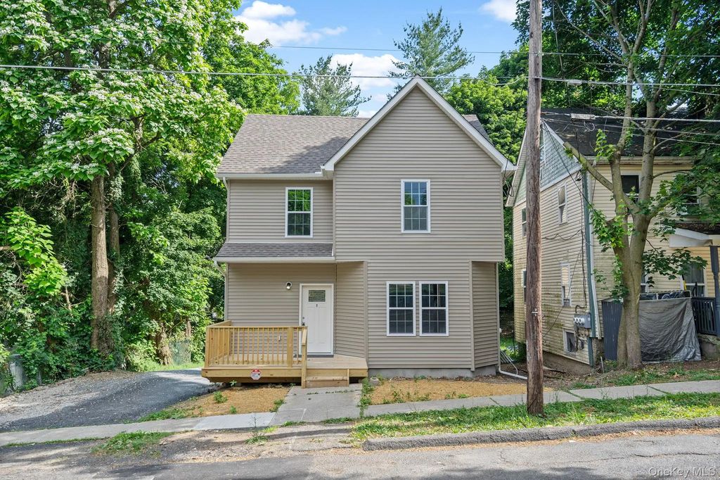 7 Lafayette Street, Walden