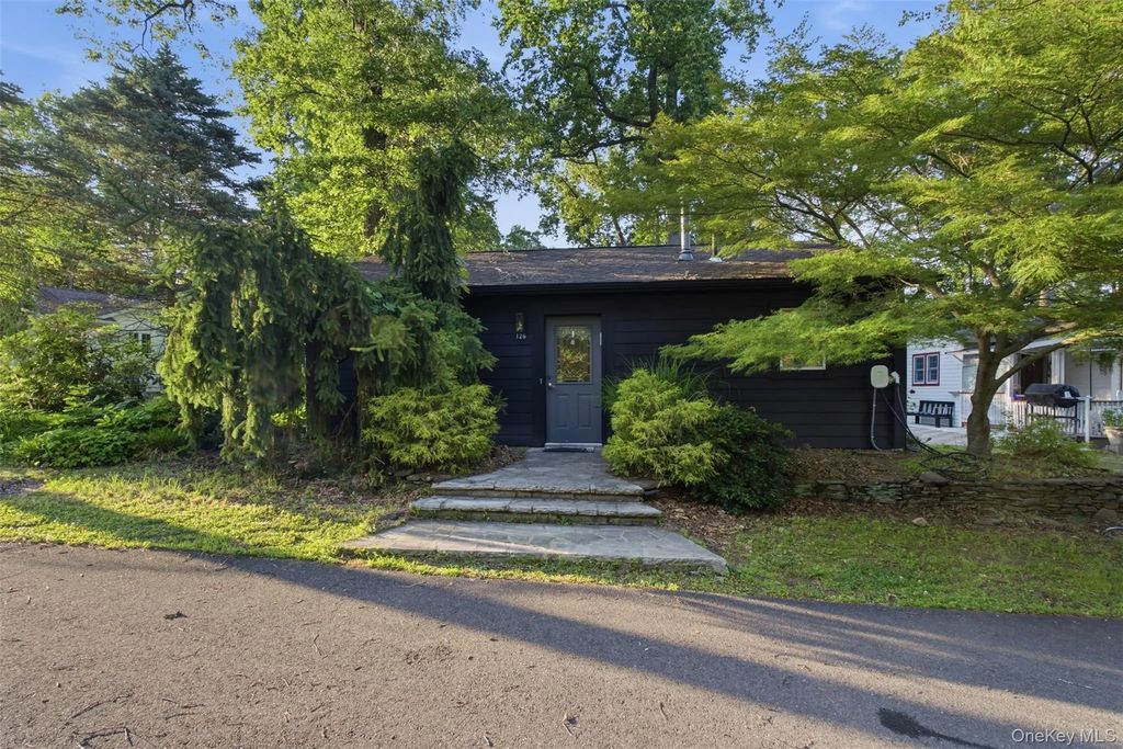 126 New Valley Road, New City