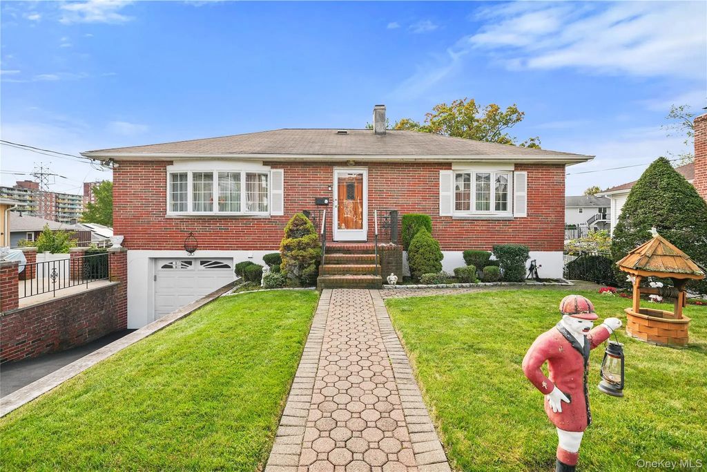 181 Roundhill Drive, Yonkers