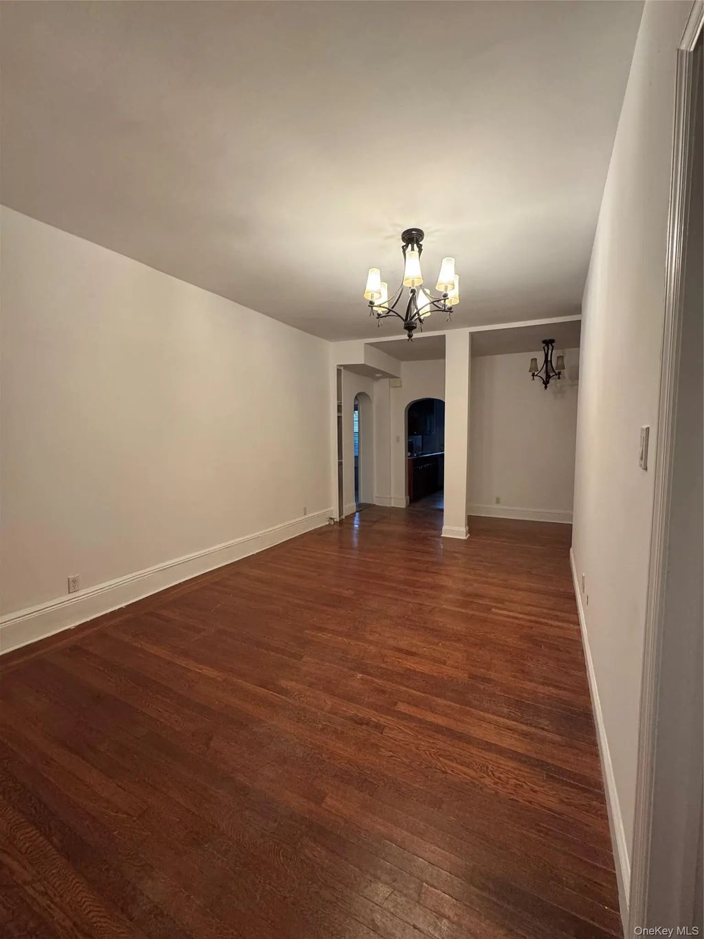 16008 12th Road, Beechhurst
