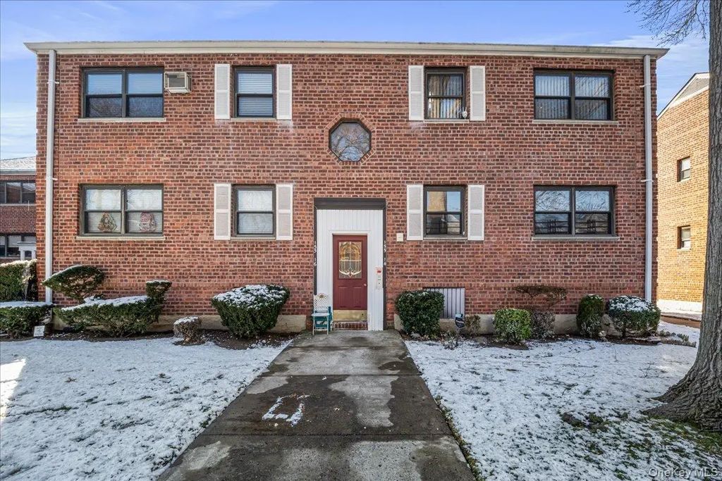 155-14 86 Street # 2f, Howard Beach