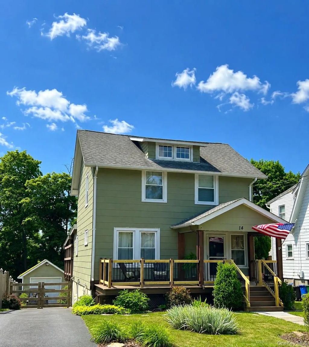 14 Jackson Avenue, Middletown