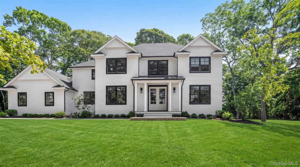 29 Briana Court, East Moriches