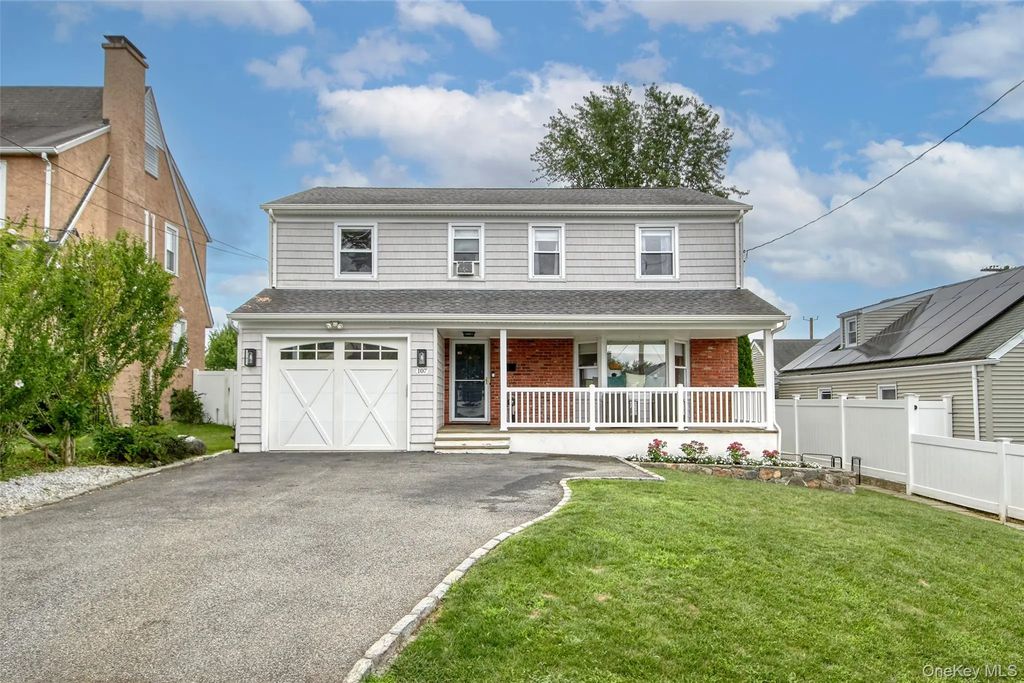 107 Adams Avenue, Port Chester