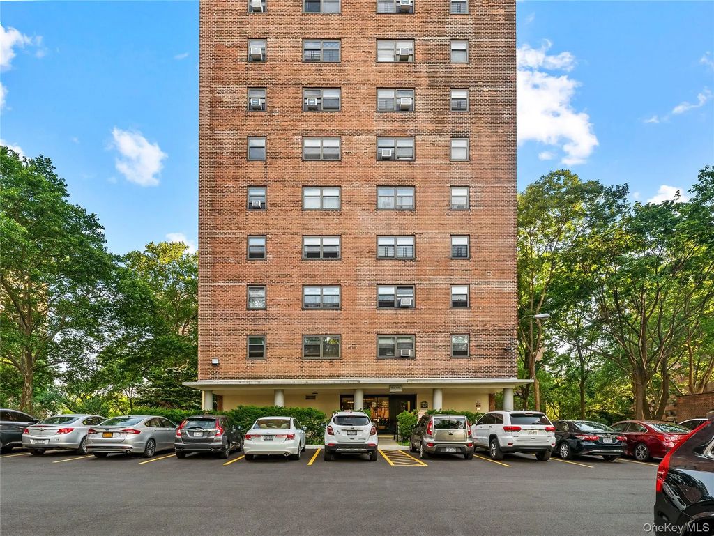 21-66 33rd Road # 11b, Astoria