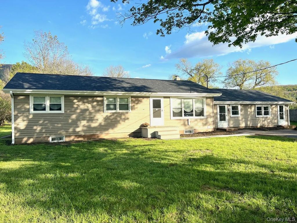 96 56, Windham