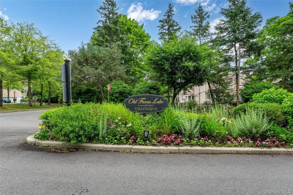 110 Woods End Road, Chappaqua