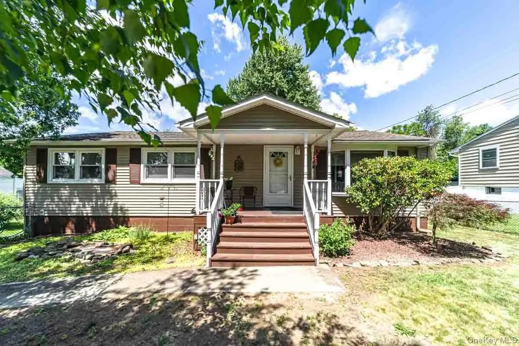 103 Prospect Avenue, Maybrook
