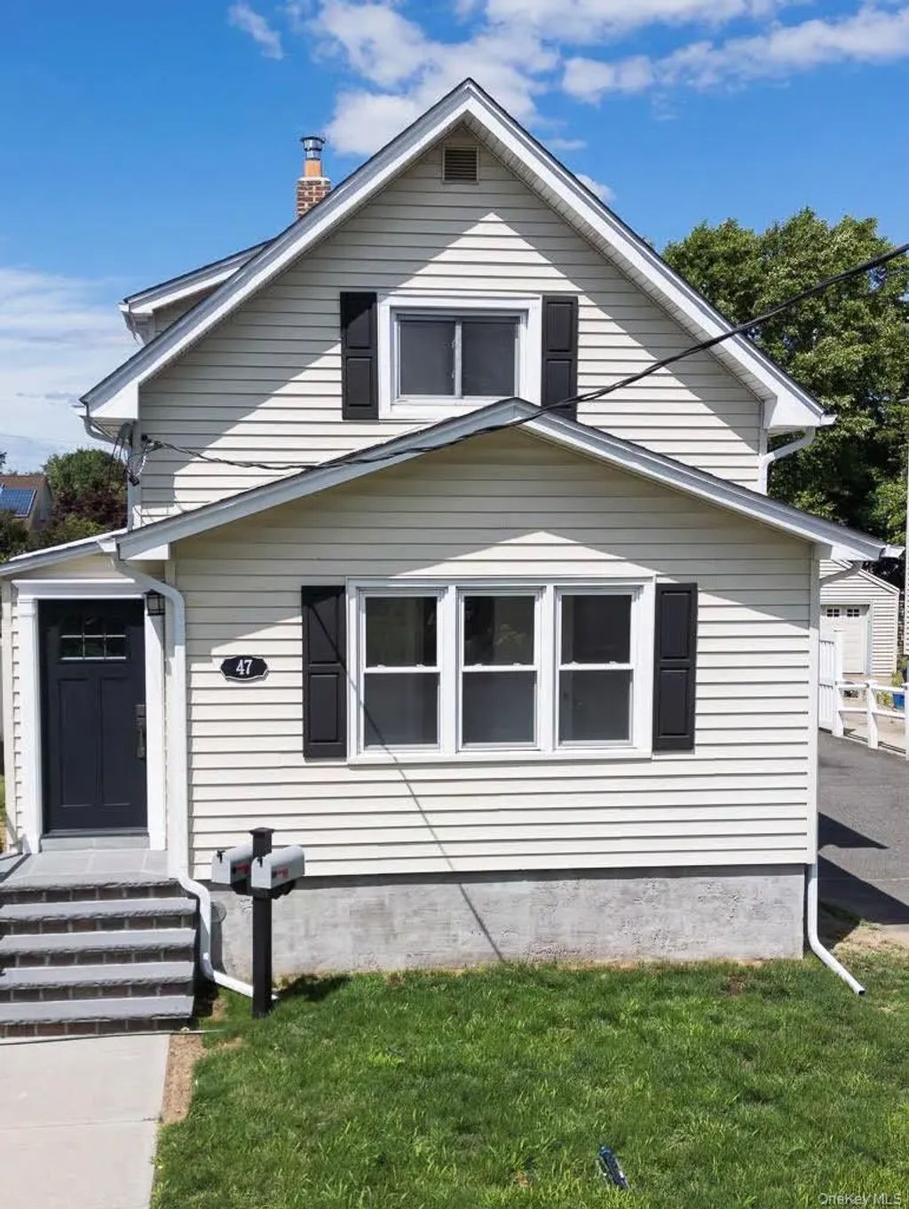 47 Wood Street 1st Floor, Lynbrook