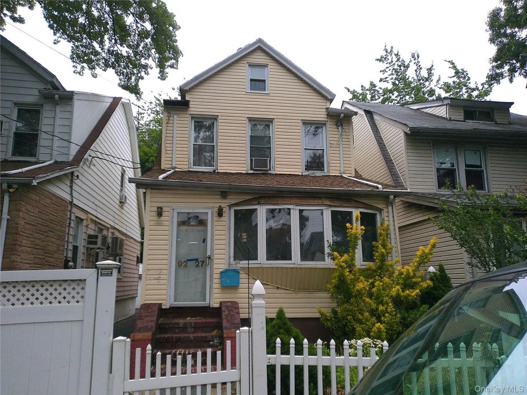 9227 Springfield Boulevard, Queens Village