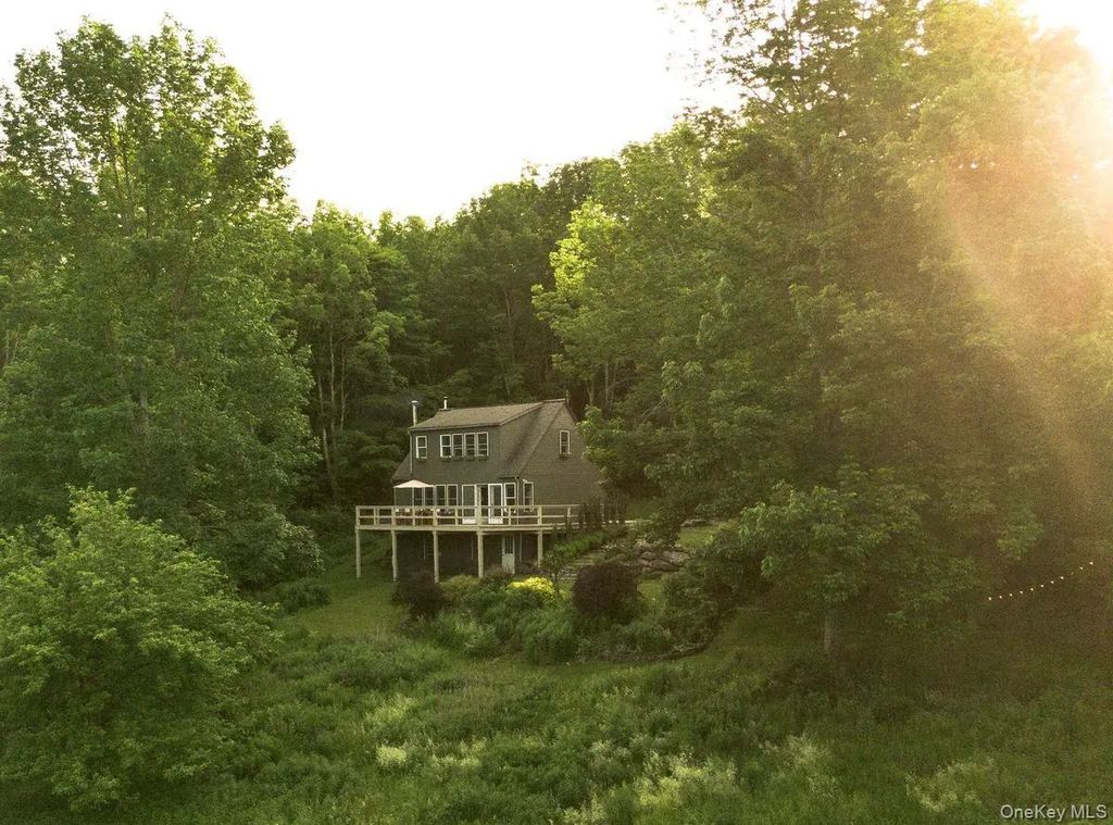 3027 New Kingston Mountain Road, Other