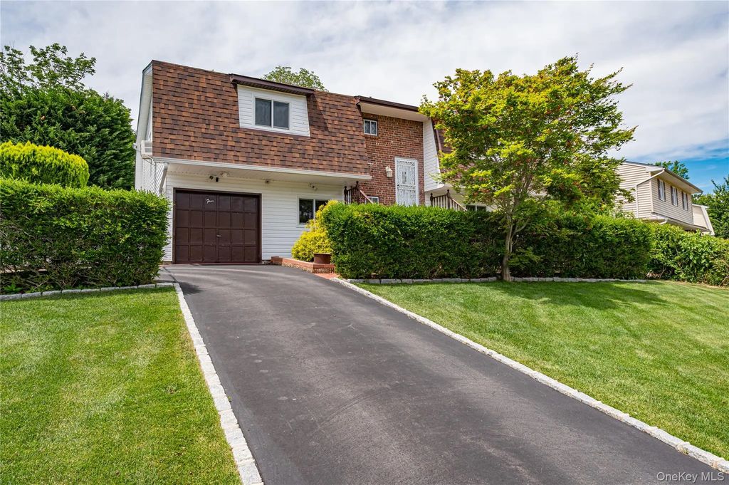 4 Bowman Lane, Kings Park