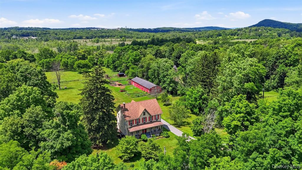315 Bellvale Lakes Road, Warwick