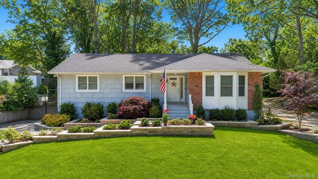 64 Patchogue Drive, Rocky Point
