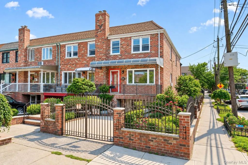5902 70th Street, Maspeth
