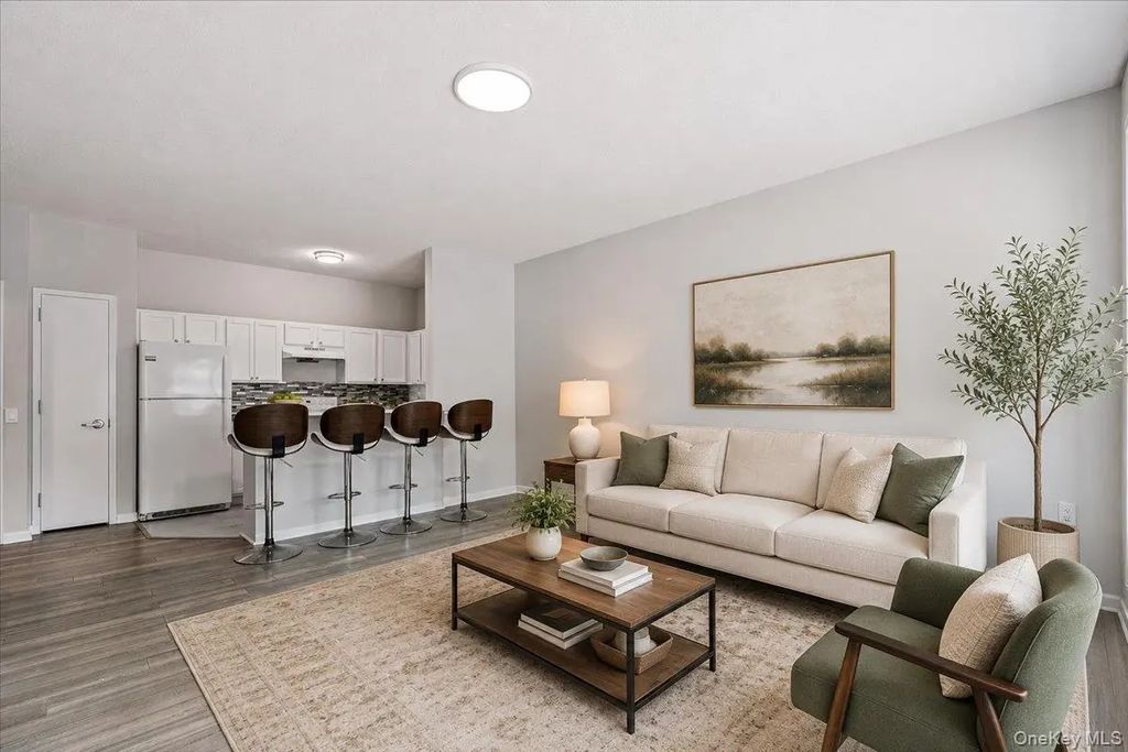 221 Beach 80th Street # 1g, Far Rockaway