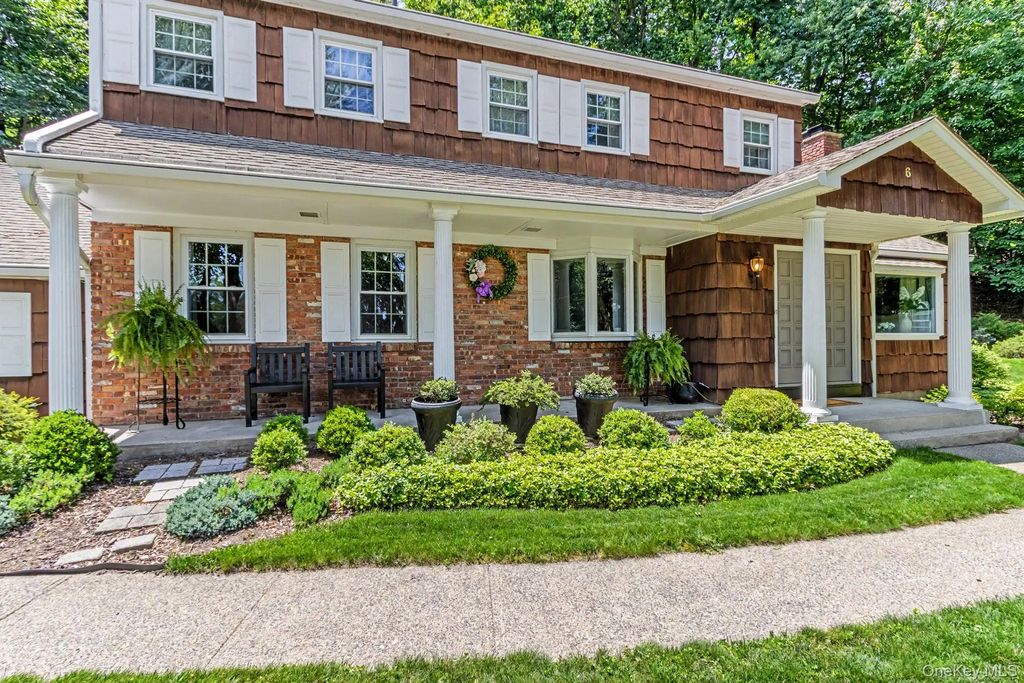6 Woodcock Road, West Nyack