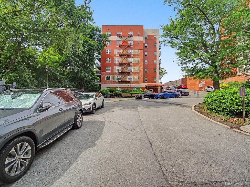 11 Balint # 551, Yonkers