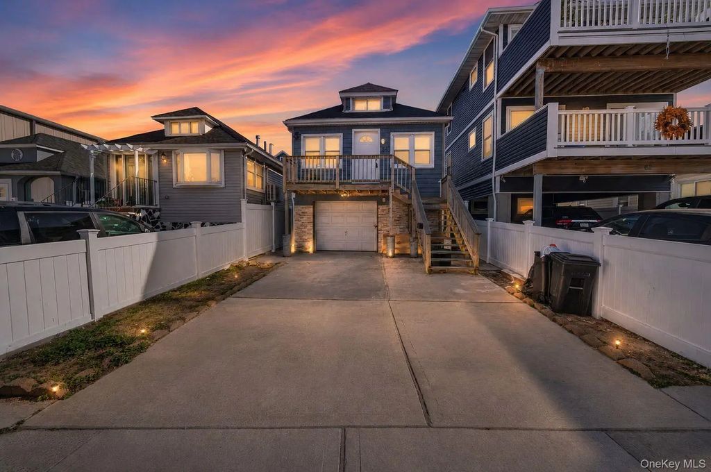 84 E Pine Street, Long Beach