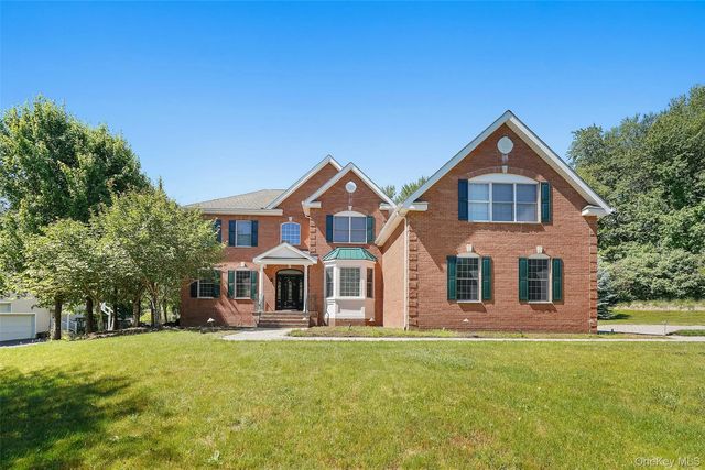 83 Saint Andrews Lane, Hopewell Junction