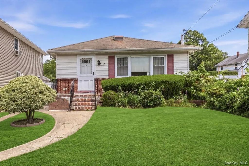 17 Duryea Place, Lynbrook