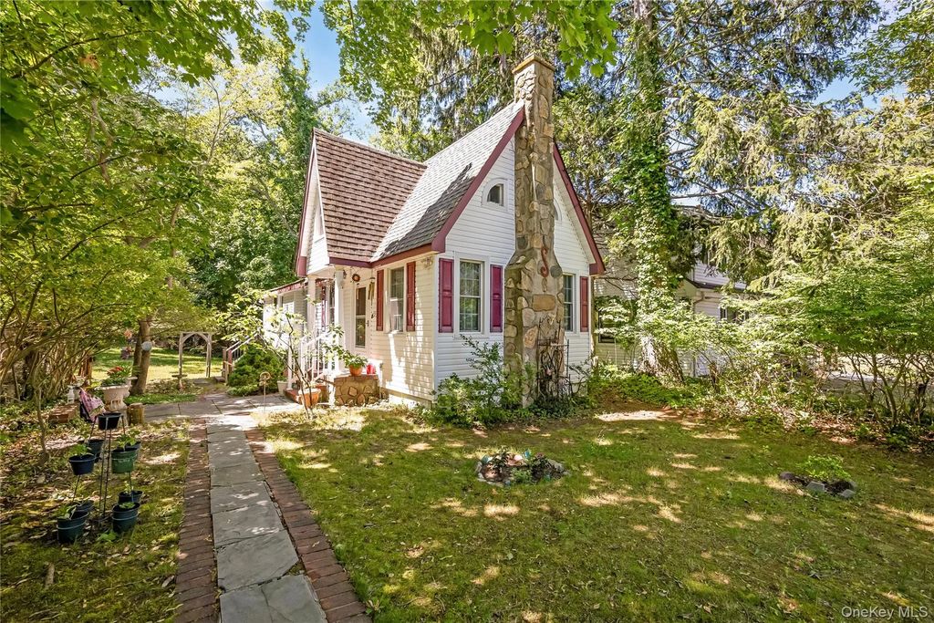 12 Valkyr Road, Rocky Point