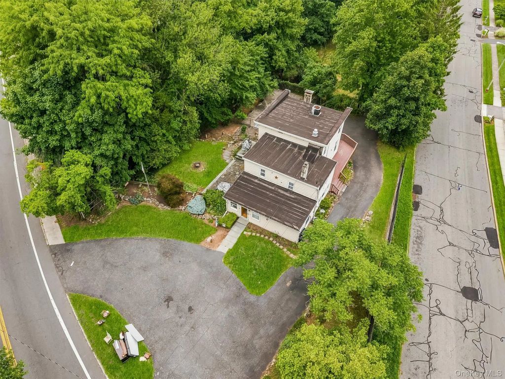 331 Kings Highway, Tappan
