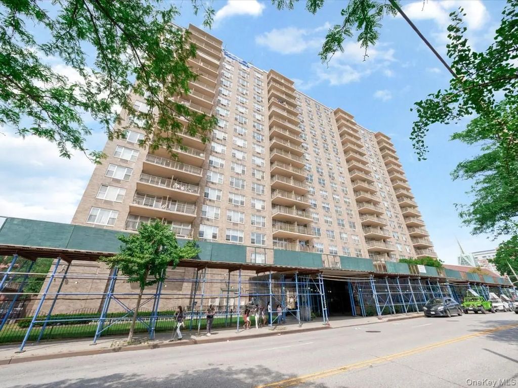 41-40 Union Street # 8v, Flushing