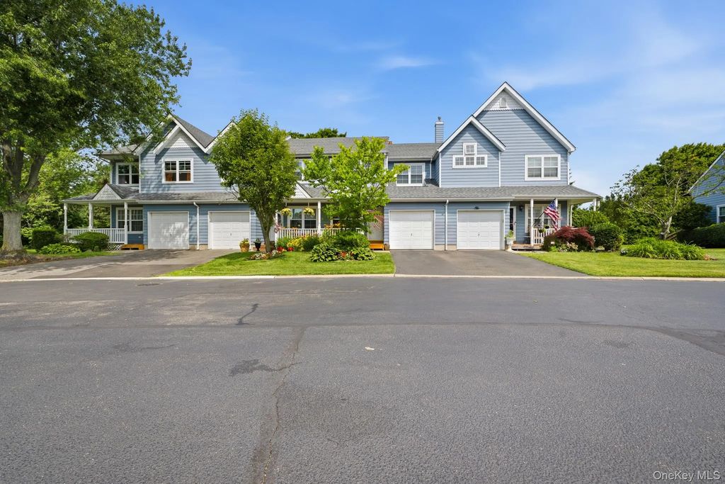 94 Broadlawn Drive, Central Islip