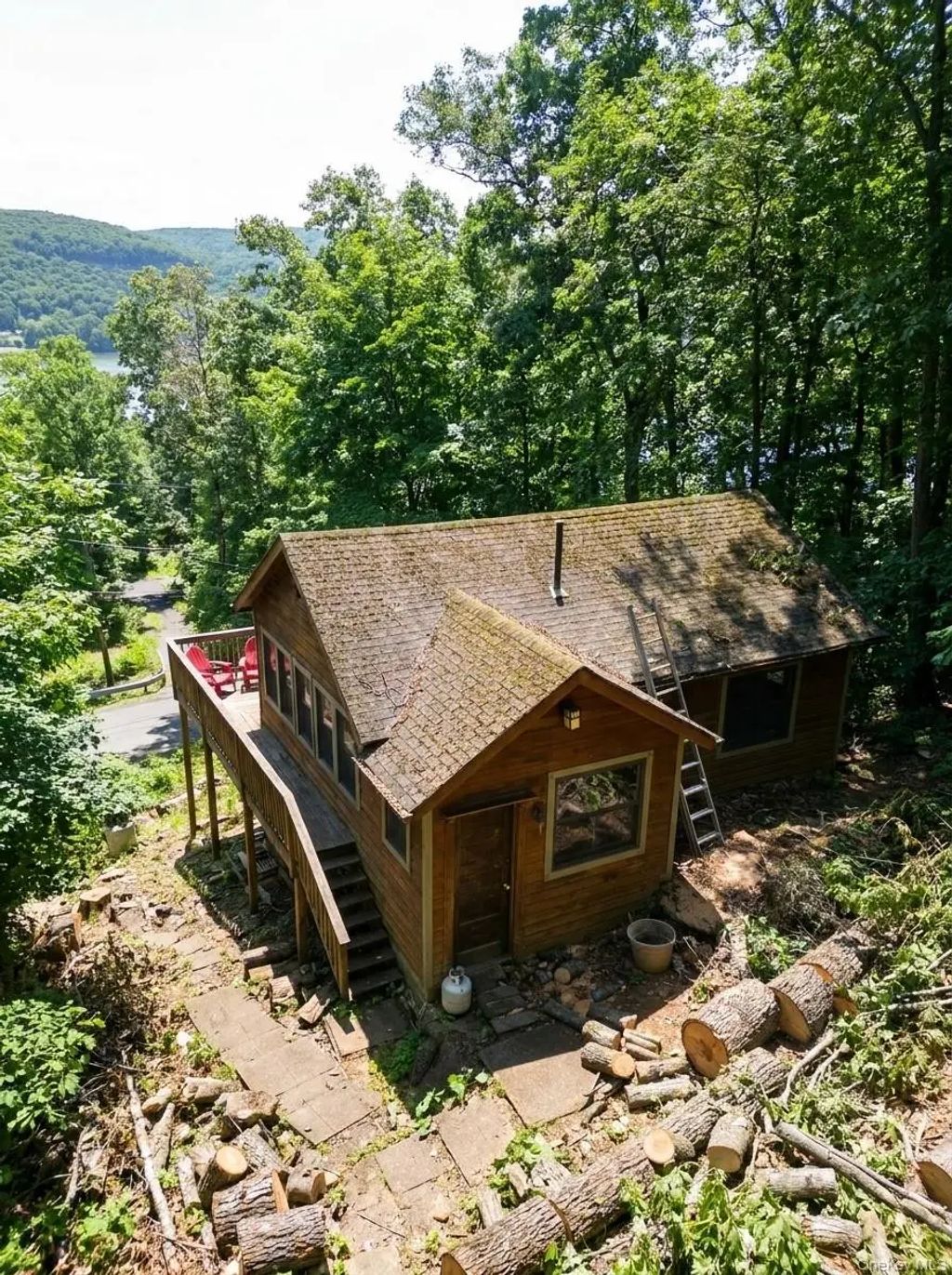 211 Brook Trail, Greenwood Lake