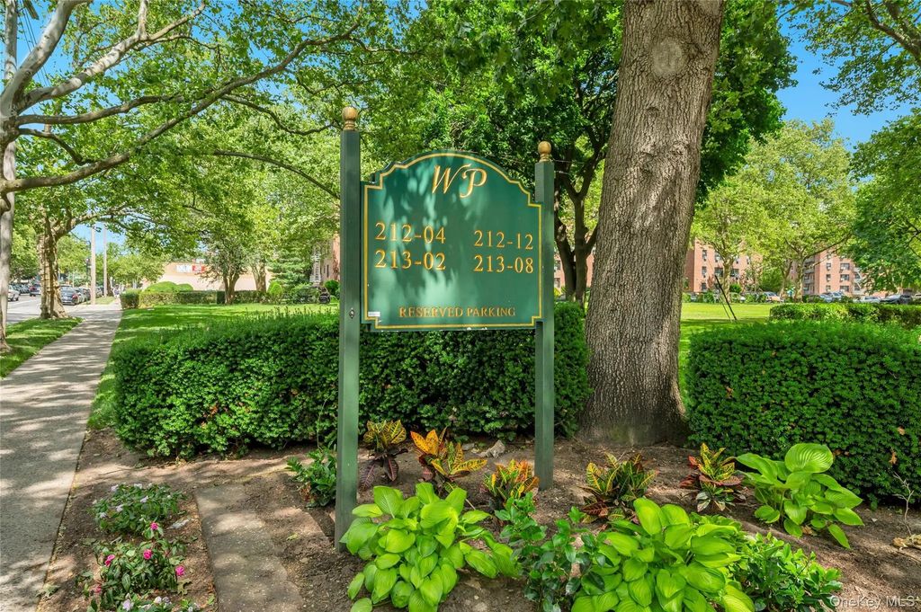 212-12 73rd # 3c, Oakland Gardens