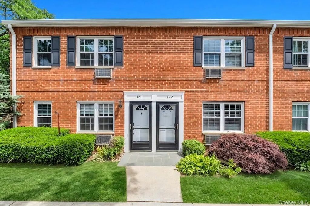 315 Hicksville Road # 1, Bethpage