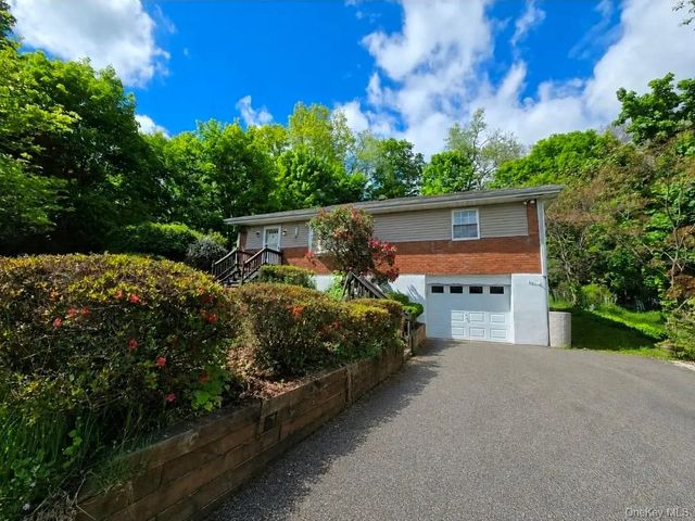 5 Beaverbrook Road, New Windsor