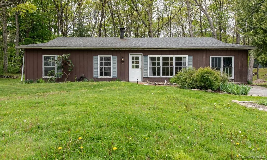 53 Paffendorf Drive, Newburgh