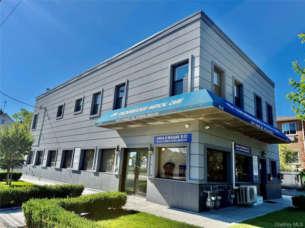 8601 Range Street, Queens Village