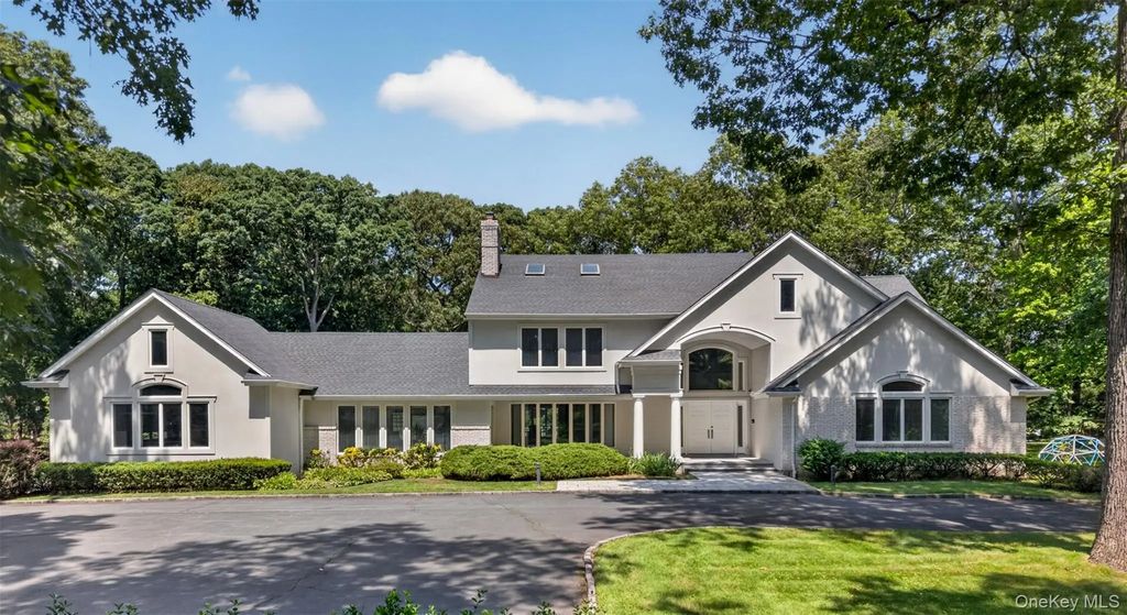 8 Victorian Lane, Brookville