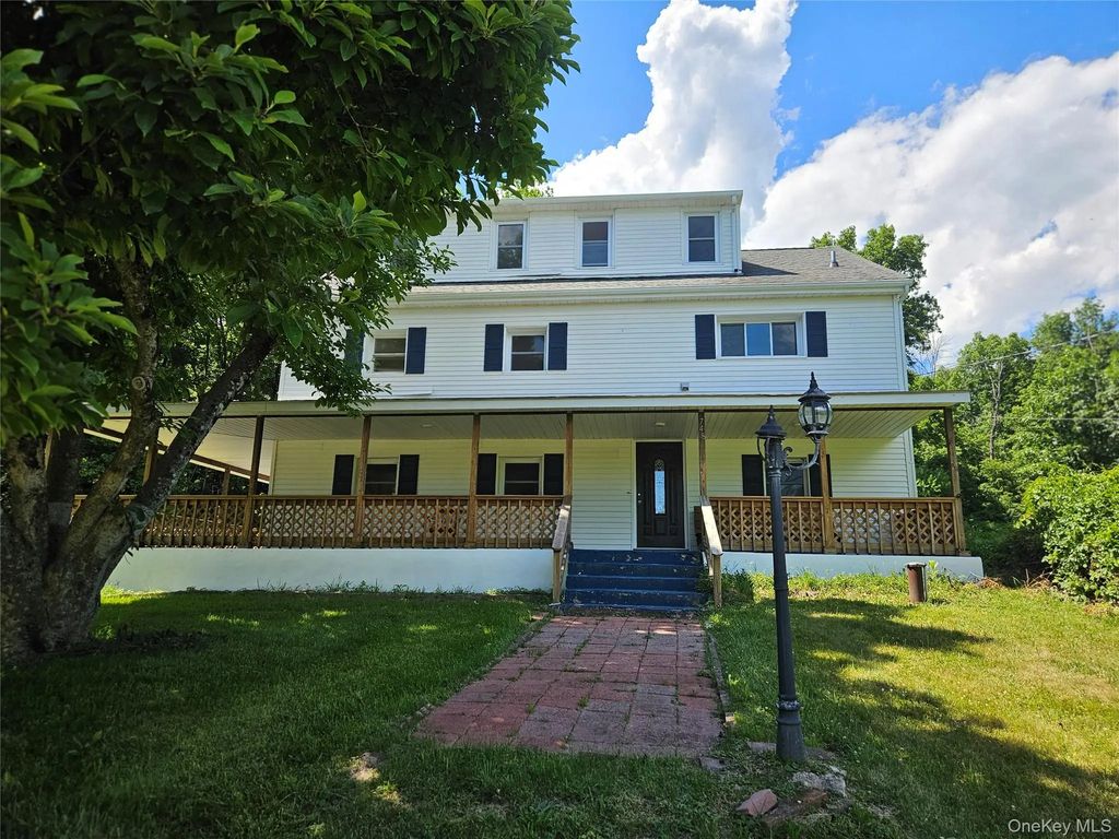 748 Greenville Turnpike, Middletown