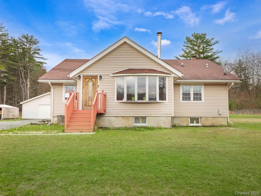 2643 State Route 209, Wurtsboro