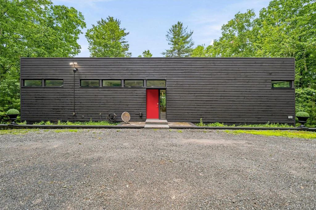 194 Mapes Road, Barryville